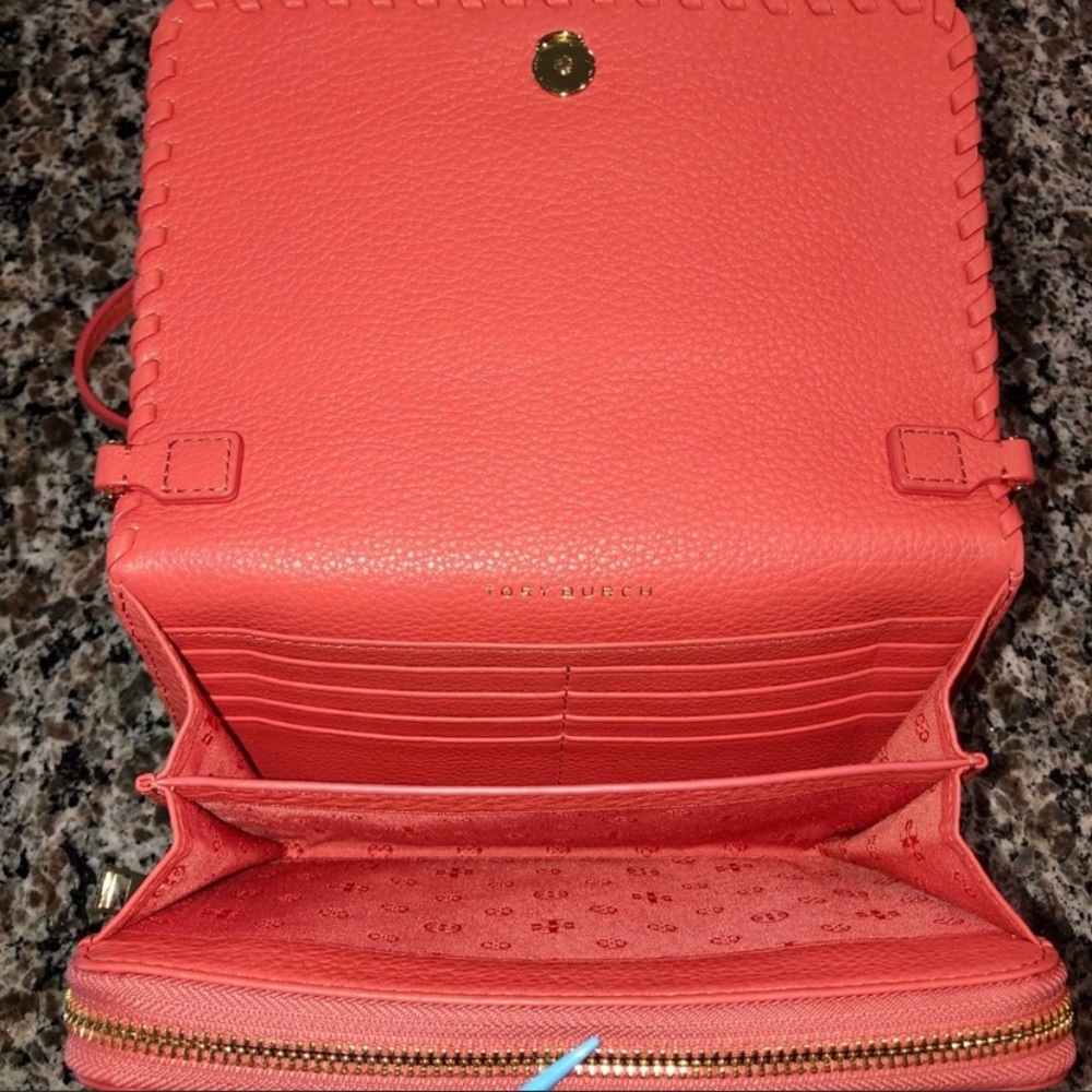 Tory Burch crossbody/wallet - Picture 6 of 7